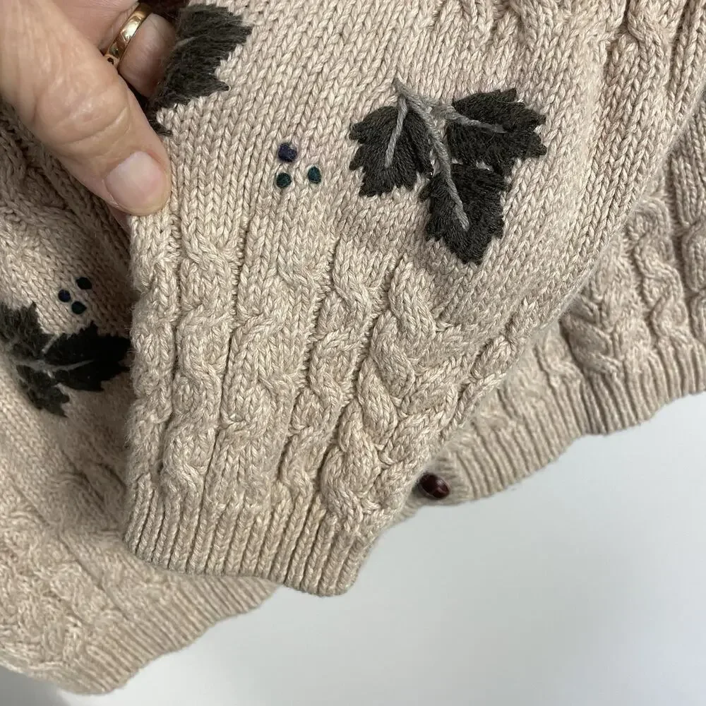 Vtg Cable Knit Cardigan Sweater Size L Beige Embroidered Fall Leaves Cottagecore